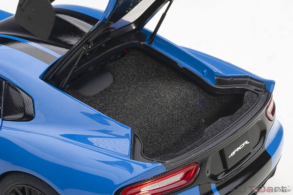 Competition Blue with Black Stripes 1/18 Model Car U920202