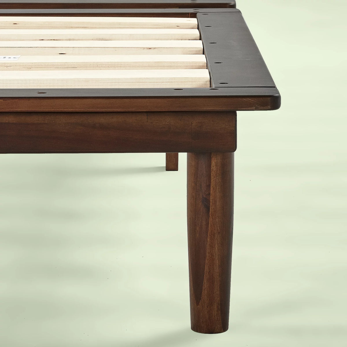 Queen Size Wood Platform Bed Frame S255