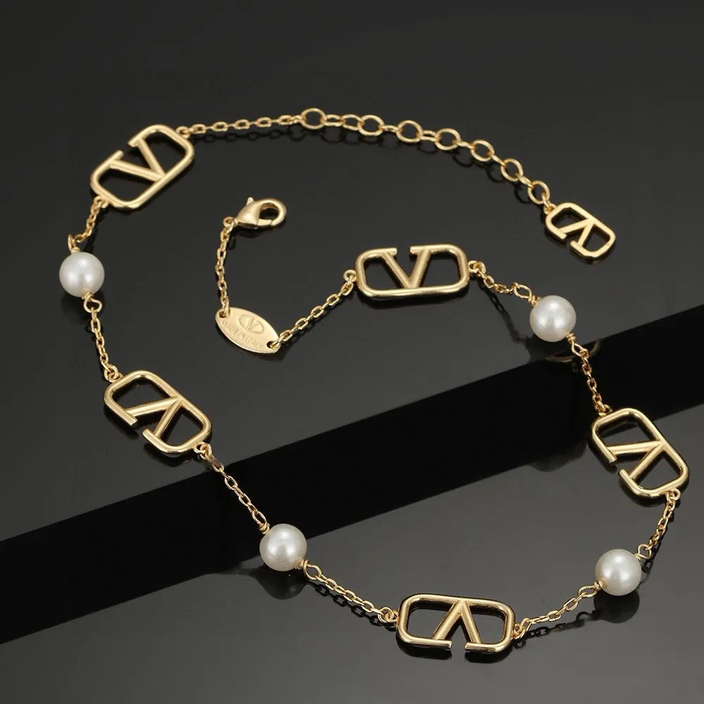 Jewelry R698