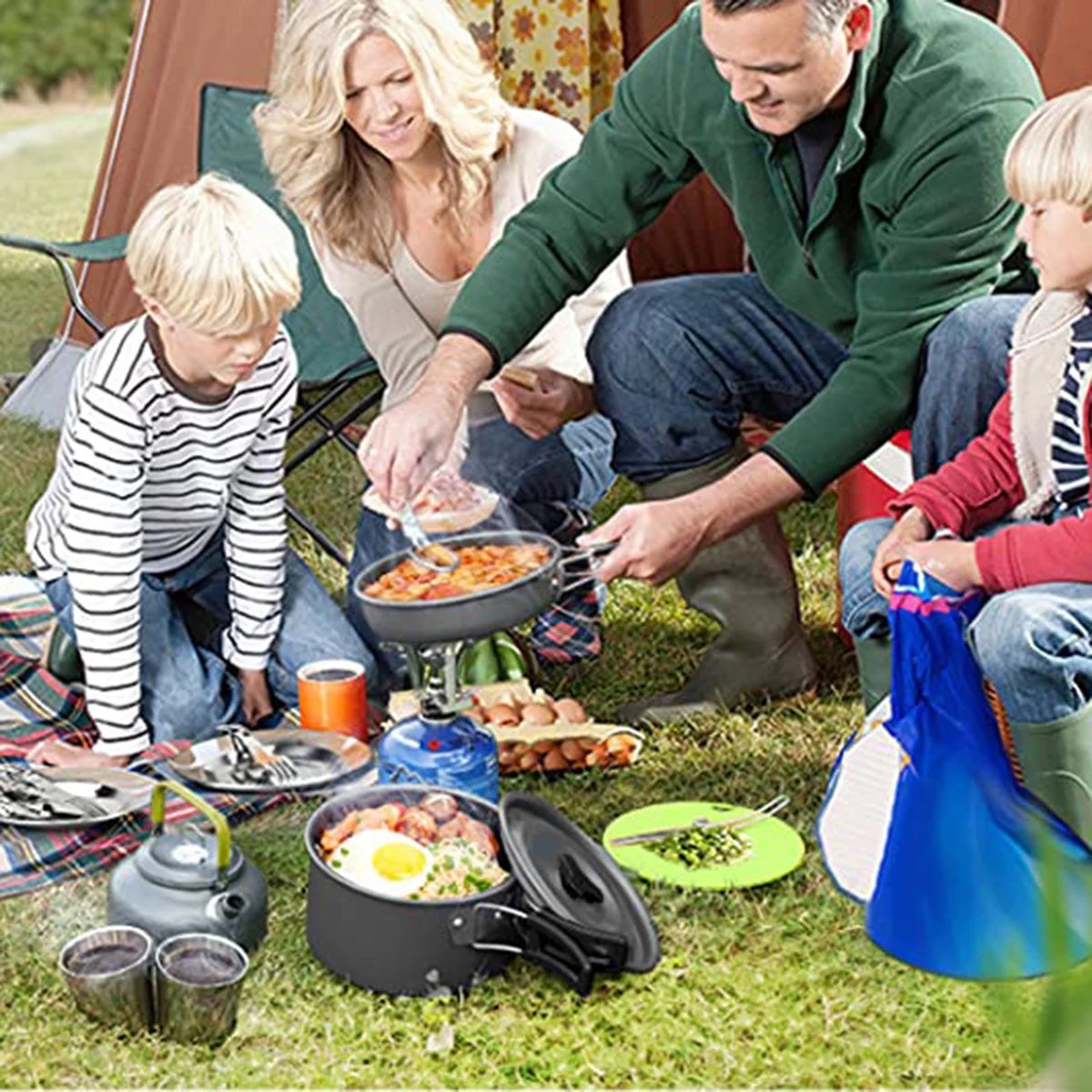 Camping Cookware Mess Kit Pot Pan Kettle Cooking Set Tableware with Spoon Fork Y588900