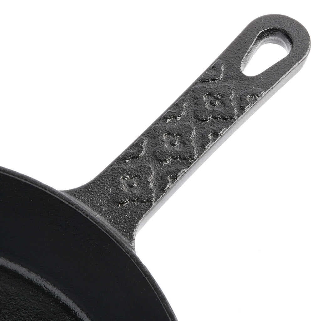 10-inch Pre-Seasoned Cast Iron Skillet O209926