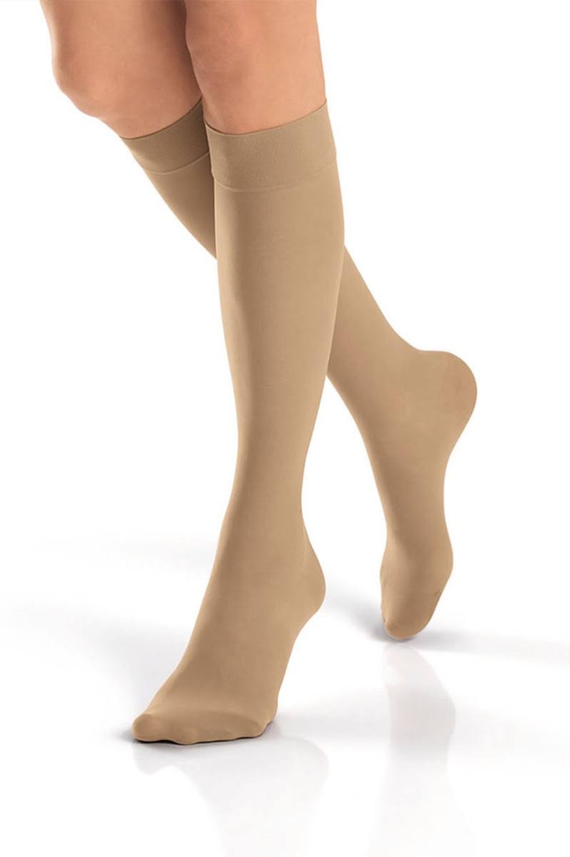 30-40 mmHg Knee High A763634