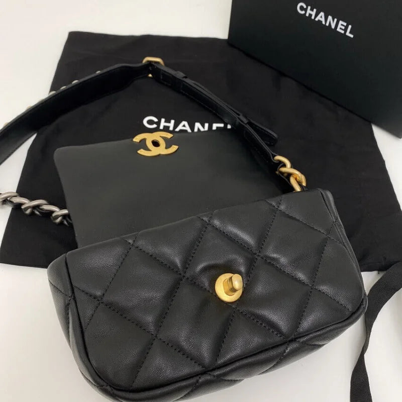 Black Quilted Lambskin Waist Bag Q809