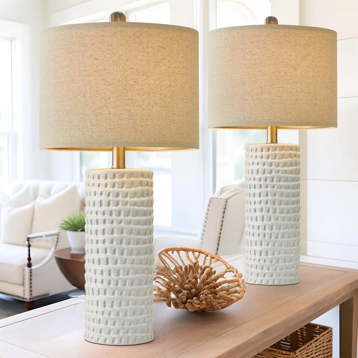 Ceramic Table Lamps Set of 2 White 24.5" Q57030