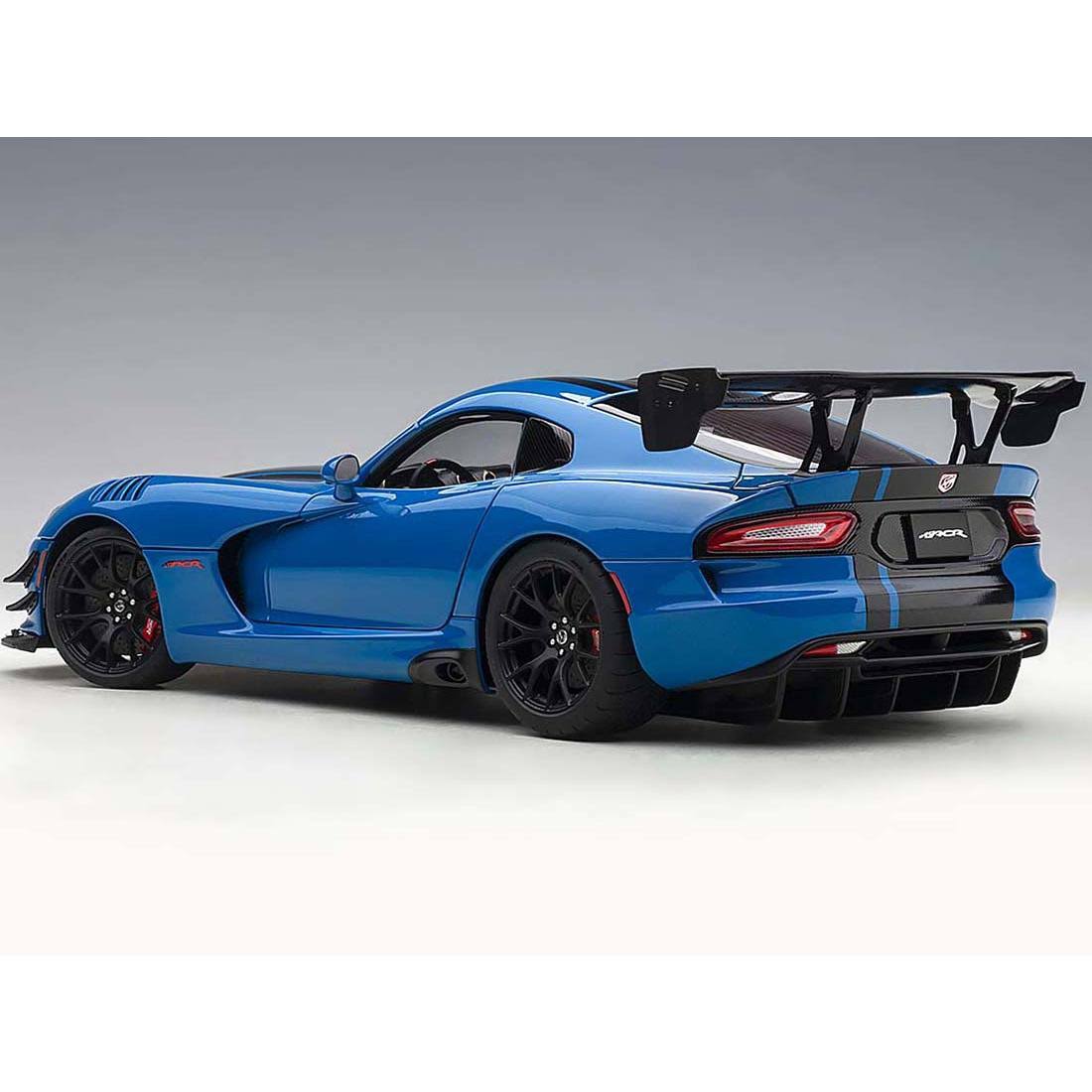 Competition Blue with Black Stripes 1/18 Model Car U920202