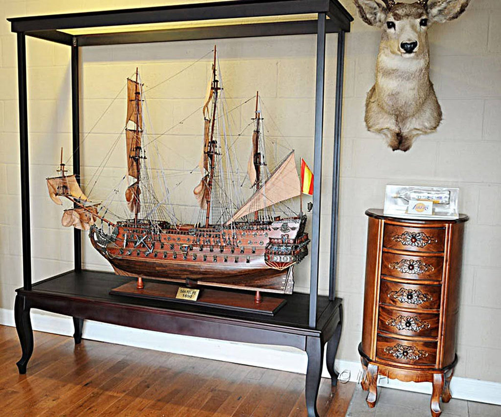 Display Case for XL Ship S531710