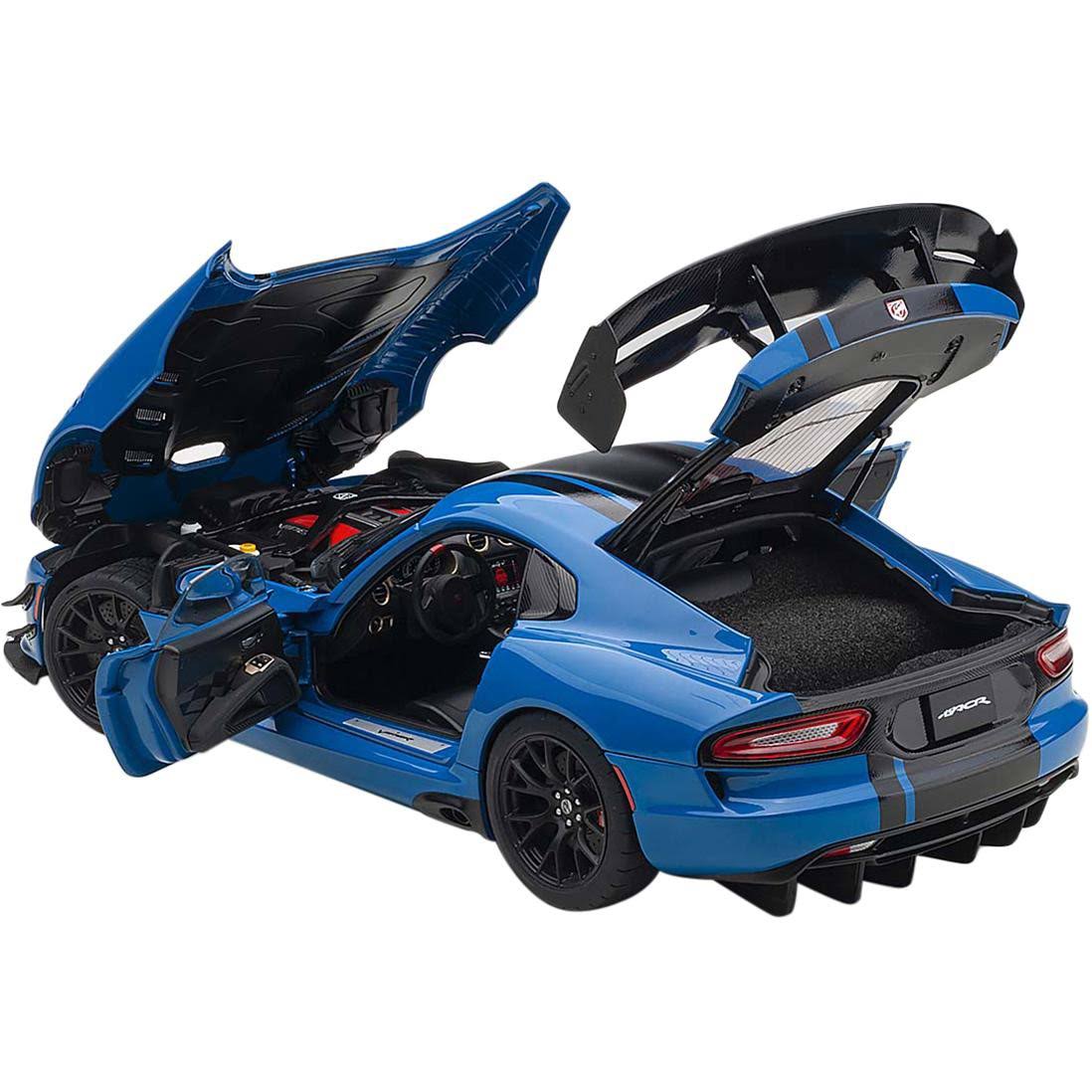 Competition Blue with Black Stripes 1/18 Model Car U920202