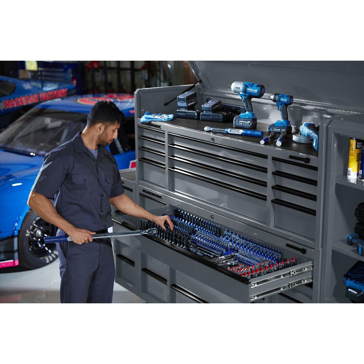 72 in. x 22 in. Triple-Bank Roll Cab, Slate Gray D61892