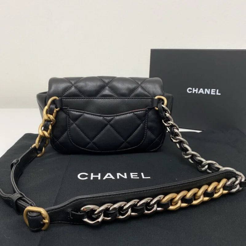 Black Quilted Lambskin Waist Bag Q809