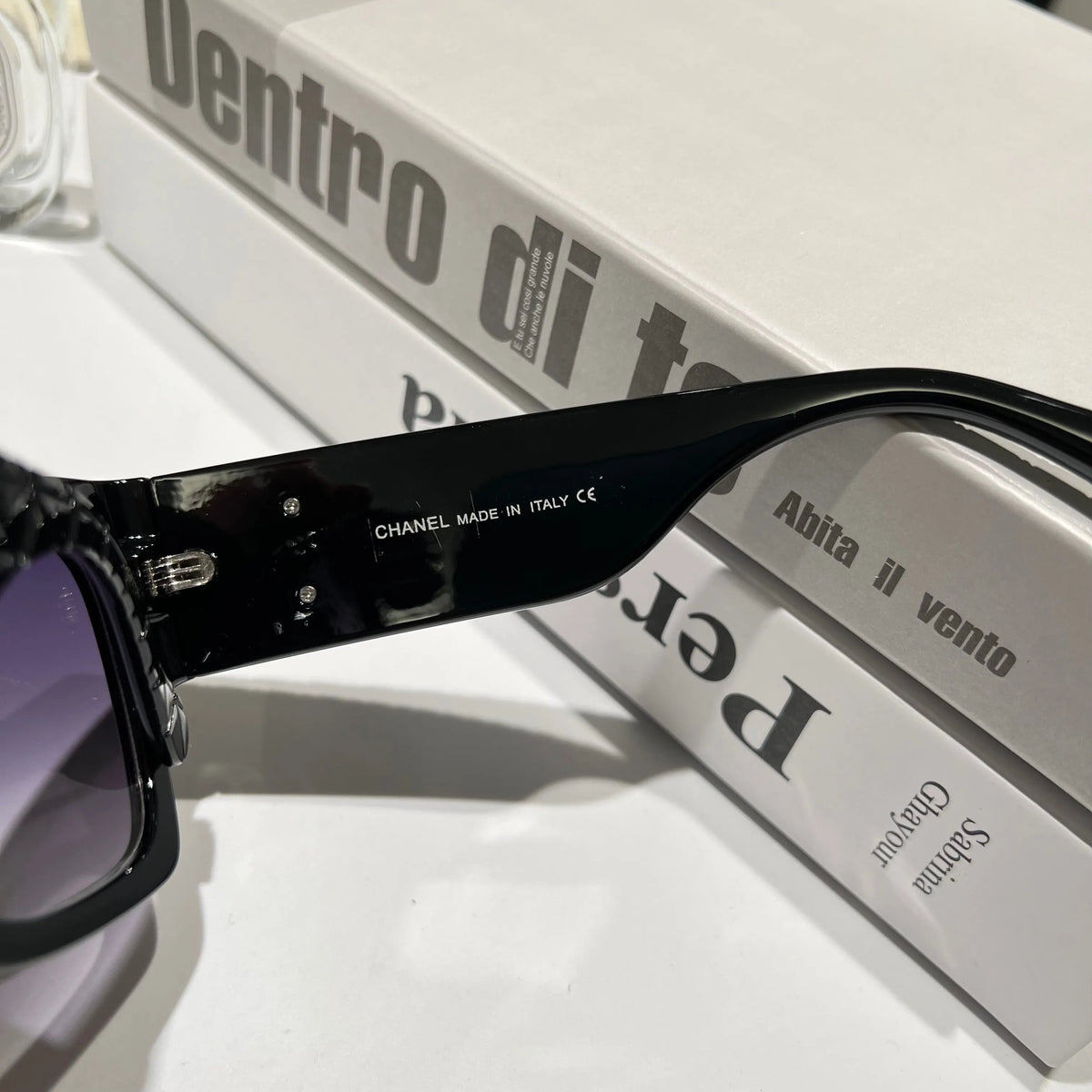 Fashionable CC Letter Sunglasses J926